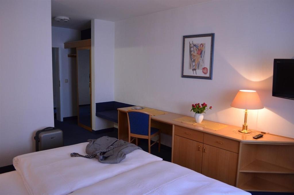 Hotel Kattenbeck Алерсберг Стая снимка